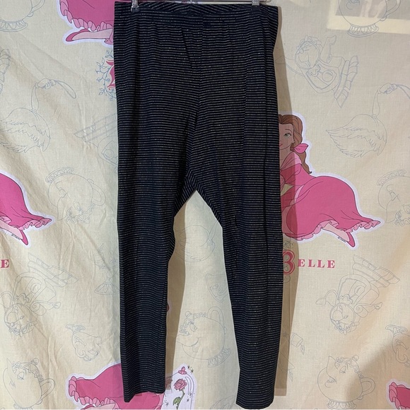 Old Navy Pants - Old Navy Women's Black and Gold Striped Leggings